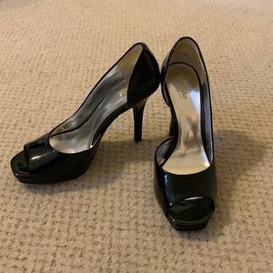 Open toe, patent leather pumps